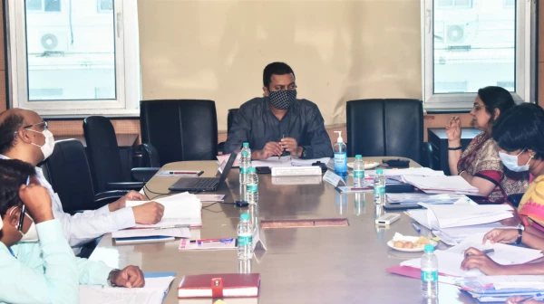 आंतरराष्ट्रीय चित्रपट महोत्सवात मराठी सिनेमा झळकण्यासाठी पुढाकार घेणार – अमित देशमुख